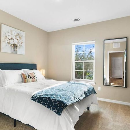 Elegant 1Br/1Ba Condo With Pool, Gym And Laundry Melbourne Buitenkant foto